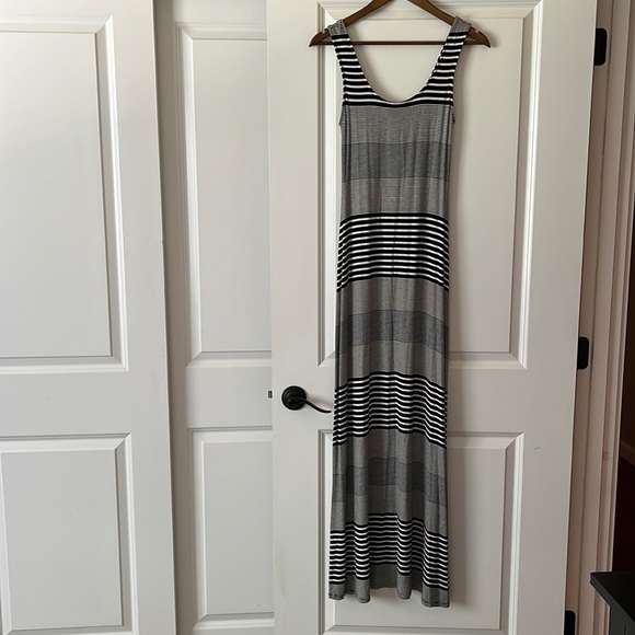 Merona Striped Maxi Dress - Picture 12 of 12